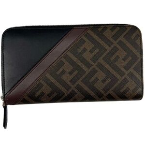 Fendi Logo-Print Coated-Canvas & Leather Zip-Around Wallet – Zucca Monogram